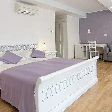 Galleria Hotell 4*